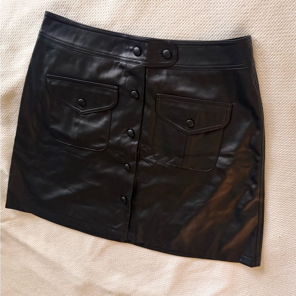 CATO Black Faux Leather Mini Skirt w Front Pockets & Buttons - Picture 2 of 10